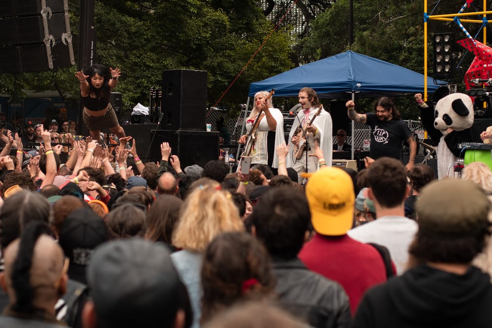 Shannon and the Clams at Burger Bugaloo 2019